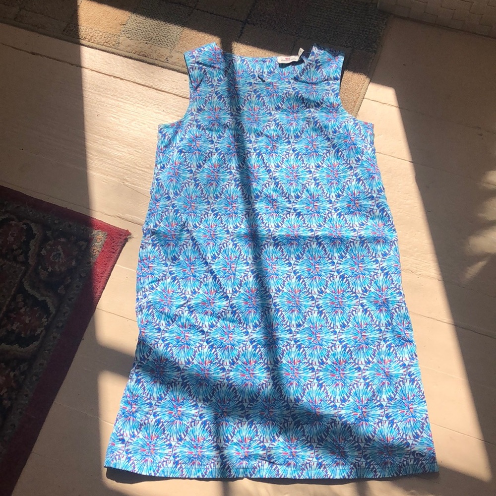 vineyard vines shift dress